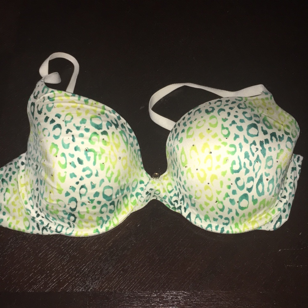 Victoria’s Secret bra